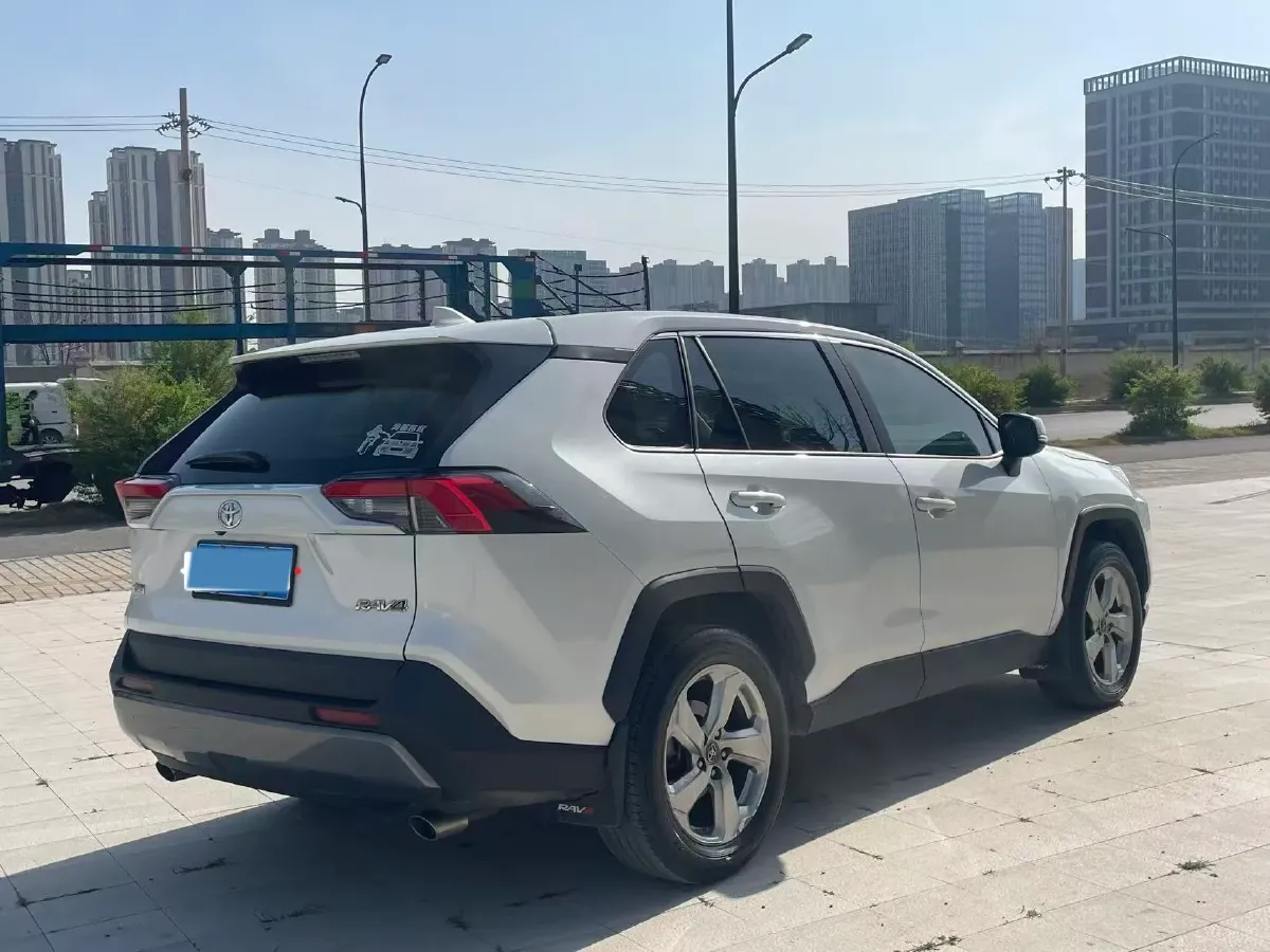 2020 Toyota RAV4 2.0L 171HP L4 CVT,autocango,china used car exporter,china ev exporter,chinese used car exporter,chinese used ev exporter