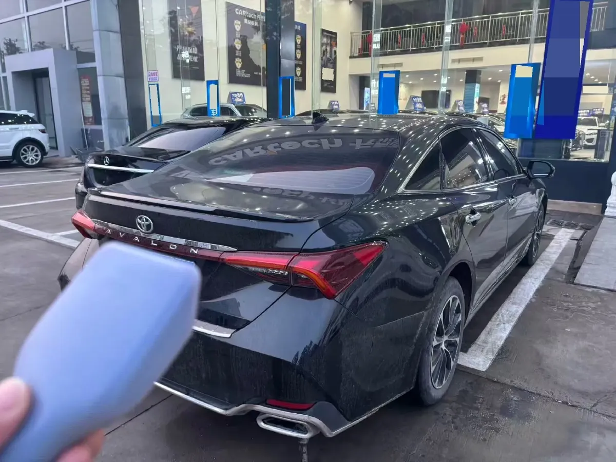 2022 Toyota Avalon 2.5L 209HP L4 8AT,autocango,china used car exporter,china ev exporter,chinese used car exporter,chinese used ev exporter