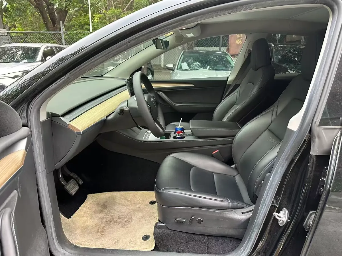 2022 Tesla Model Y BEV 60KWH,autocango,china used car exporter,china ev exporter,chinese used car exporter,chinese used ev exporter