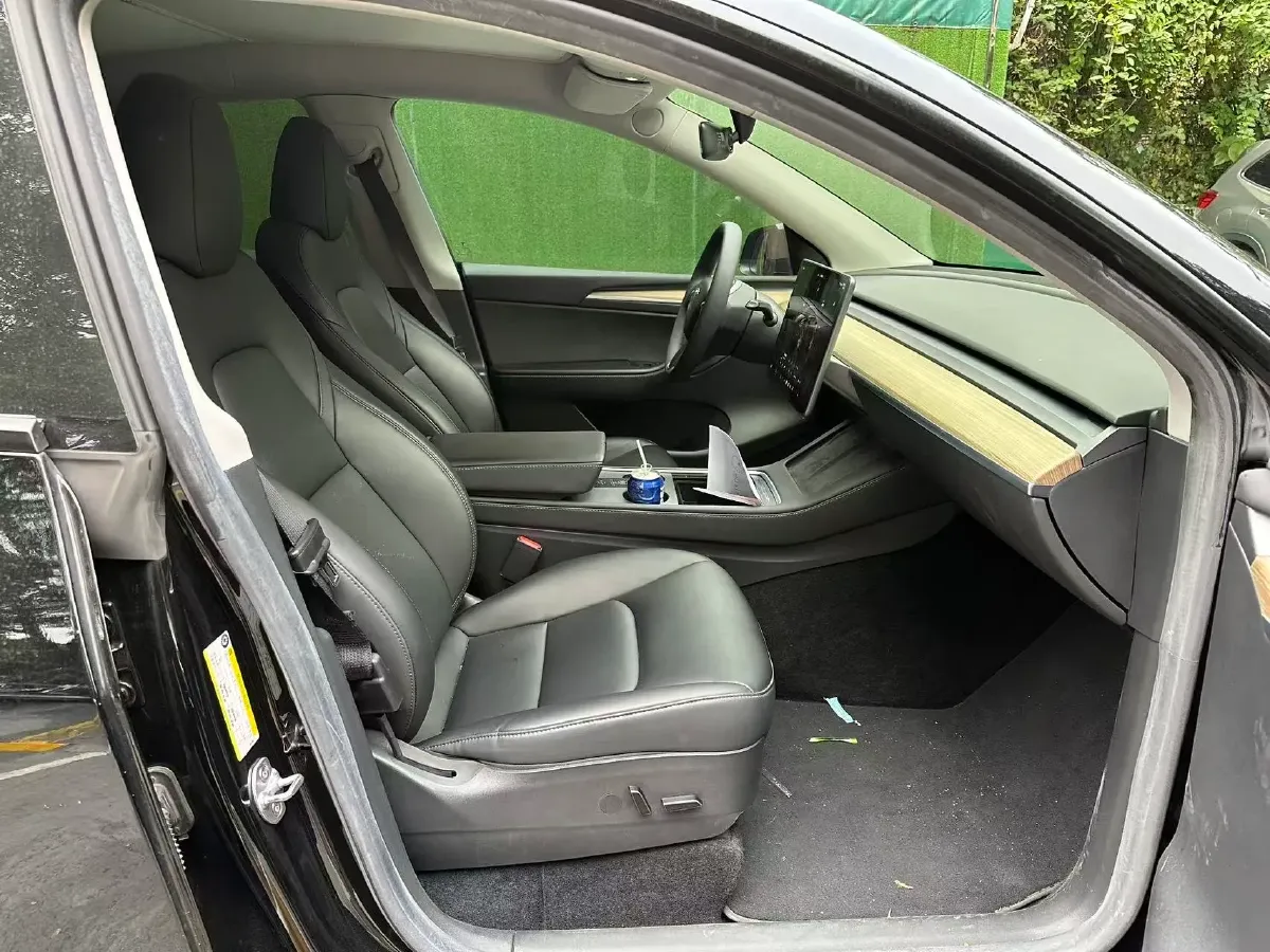 2022 Tesla Model Y BEV 60KWH,autocango,china used car exporter,china ev exporter,chinese used car exporter,chinese used ev exporter