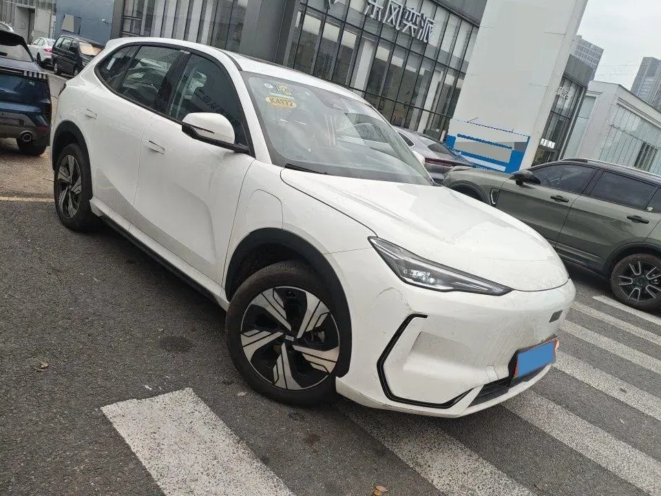 2024 Geely Emgrand L HiP 1.5T 181HP L4 3DHT PHEV 15.5KWH,autocango,china used car exporter,china ev exporter,chinese used car exporter,chinese used ev exporter