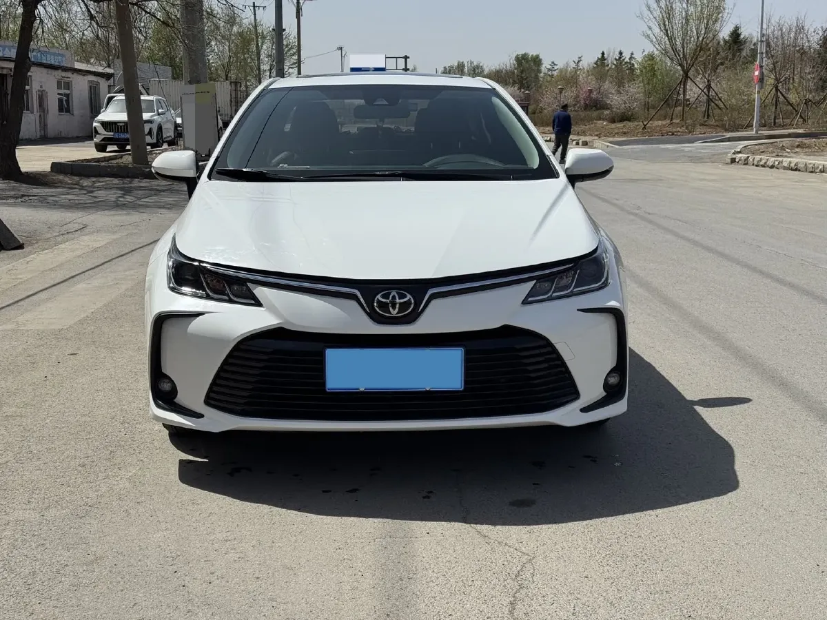 2022 Toyota Corolla 1.2T 116HP L4 CVT,autocango,china used car exporter,china ev exporter,chinese used car exporter,chinese used ev exporter