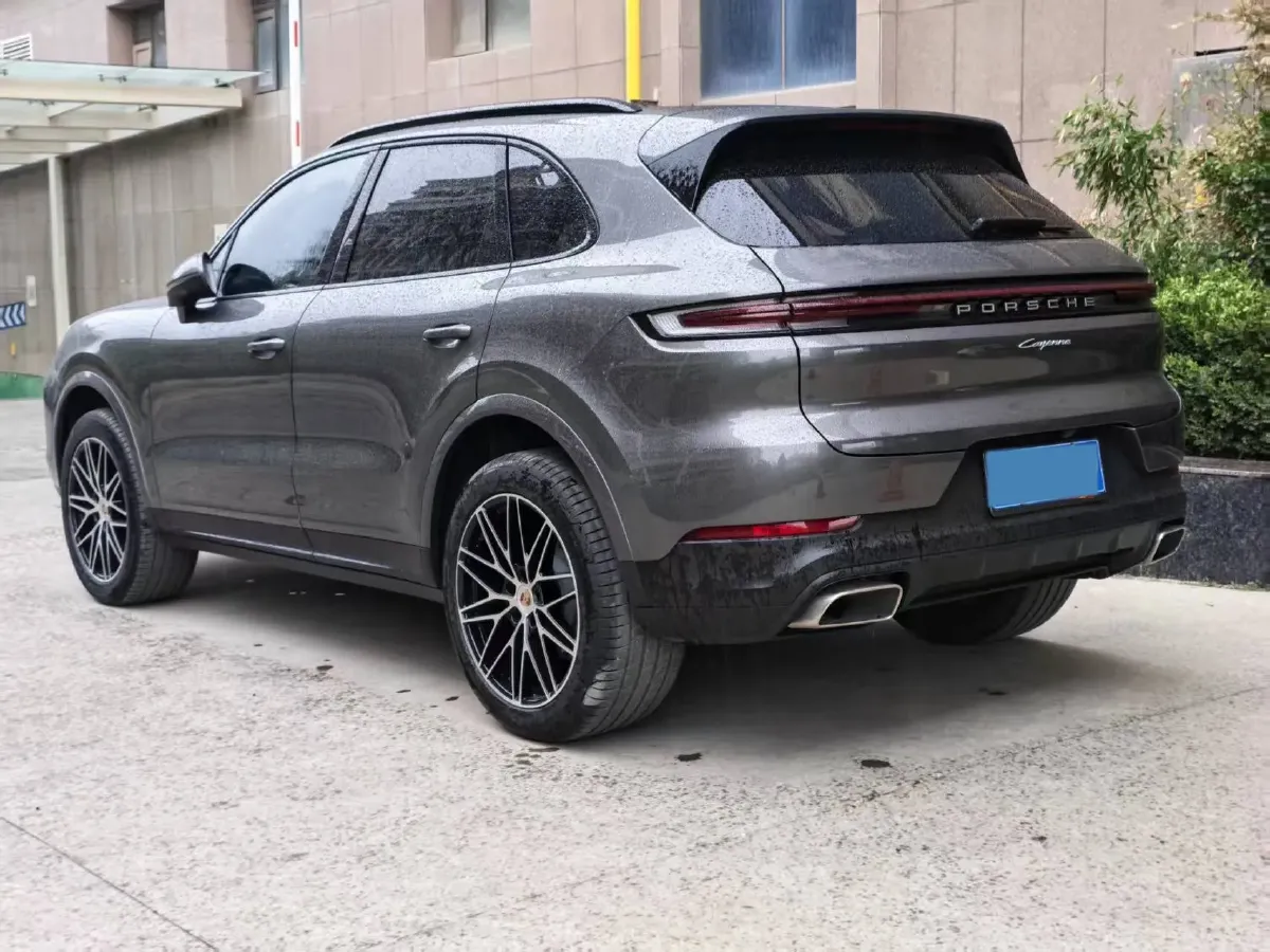 2025 Porsche Cayenne 3.0T 354HP V6 8AT,autocango,china used car exporter,china ev exporter,chinese used car exporter,chinese used ev exporter