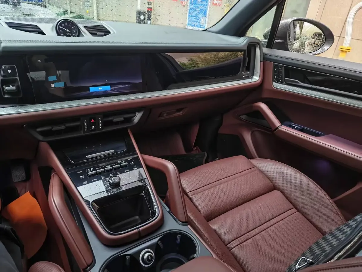 2025 Porsche Cayenne 3.0T 354HP V6 8AT,autocango,china used car exporter,china ev exporter,chinese used car exporter,chinese used ev exporter