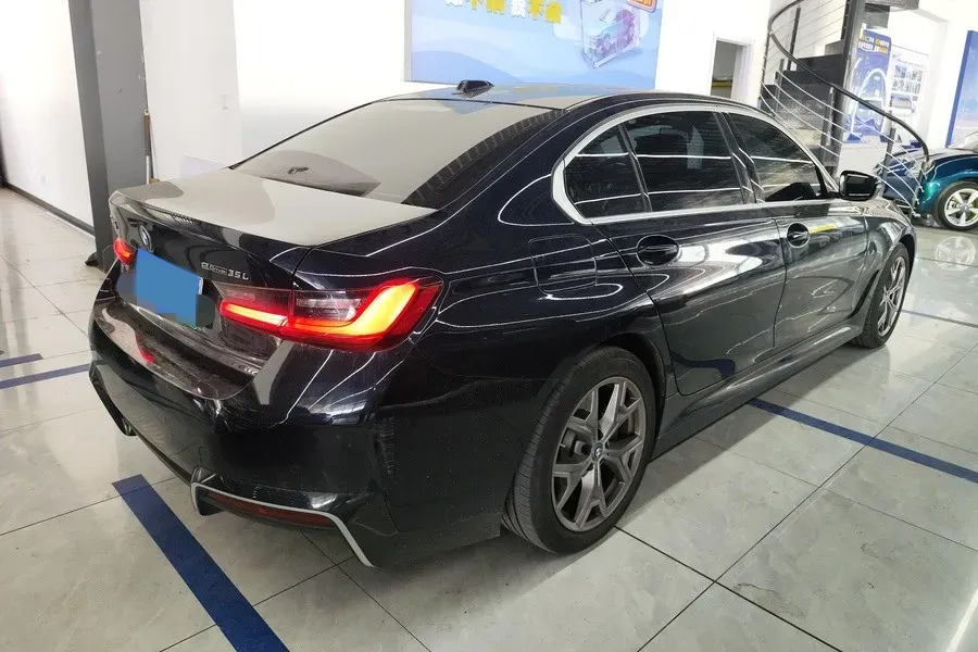 2025 BMW i3 BEV 70KWH,autocango,china used car exporter,china ev exporter,chinese used car exporter,chinese used ev exporter