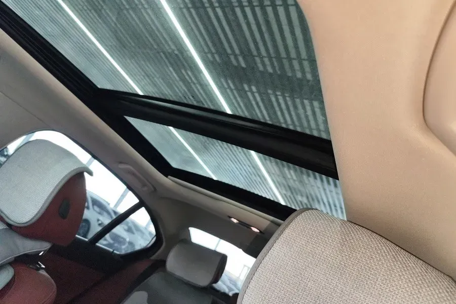 2025 BMW i3 BEV 70KWH,autocango,china used car exporter,china ev exporter,chinese used car exporter,chinese used ev exporter