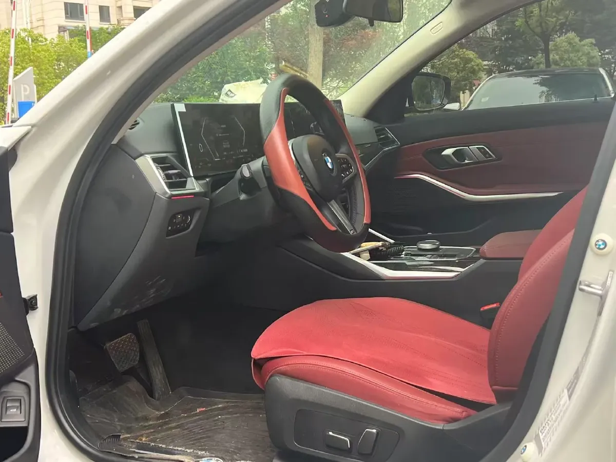 2024 BMW 3 Series 2.0T 184HP L4 8AT,autocango,china used car exporter,china ev exporter,chinese used car exporter,chinese used ev exporter