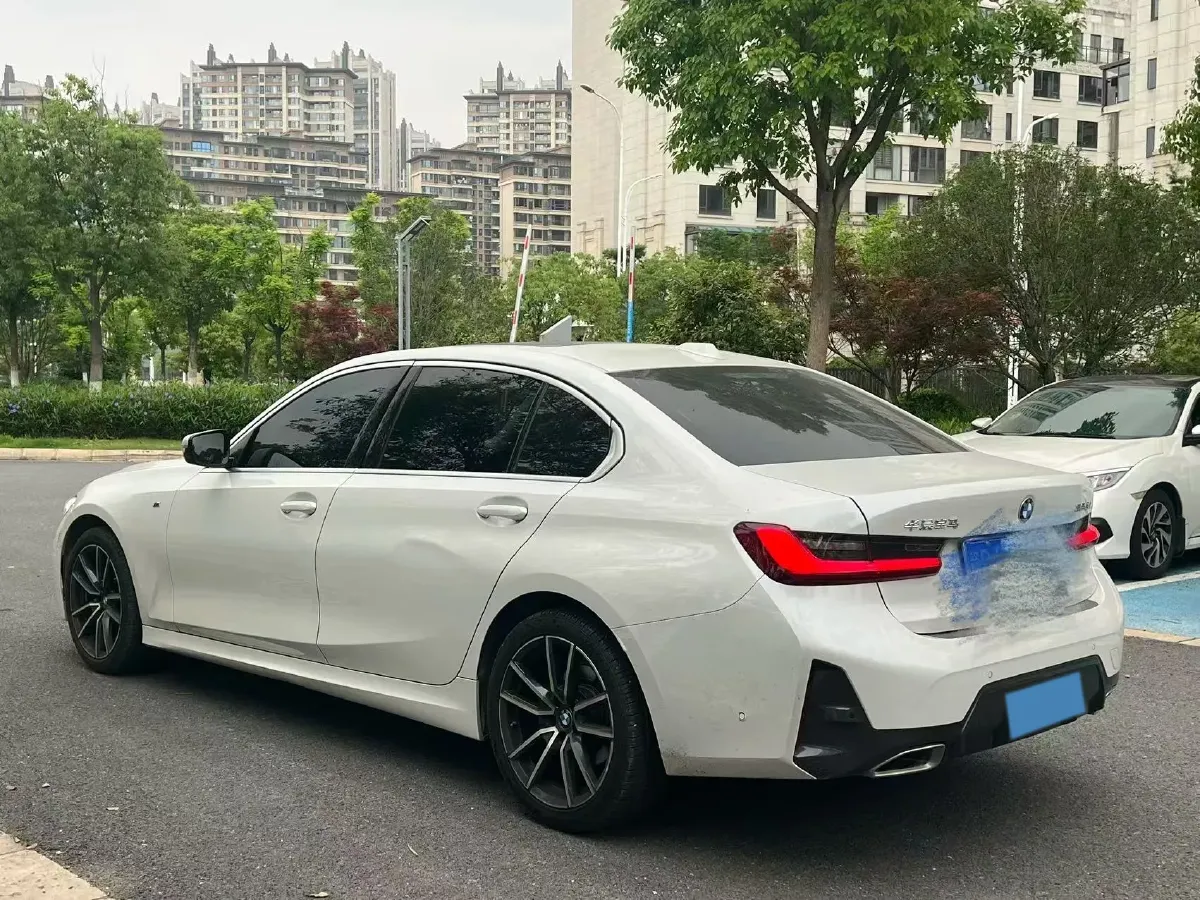 2024 BMW 3 Series 2.0T 184HP L4 8AT,autocango,china used car exporter,china ev exporter,chinese used car exporter,chinese used ev exporter