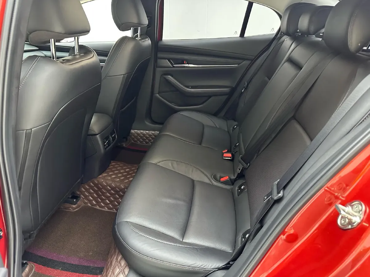 2021 Mazda 3 Axela 2.0L 158HP L4 6AT,autocango,china used car exporter,china ev exporter,chinese used car exporter,chinese used ev exporter