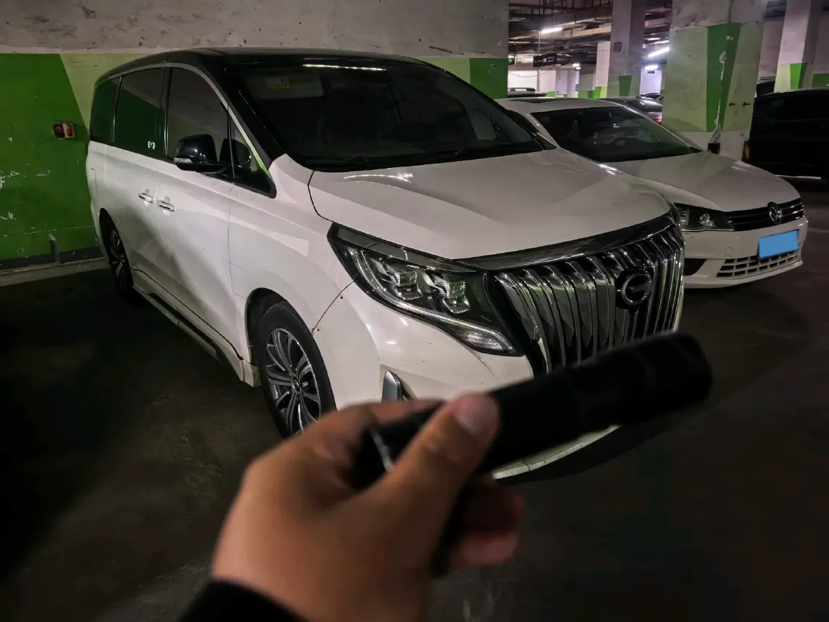 2018 GAC Trumpchi M8 2.0T 201HP L4 6AT,autocango,china used car exporter,china ev exporter,chinese used car exporter,chinese used ev exporter