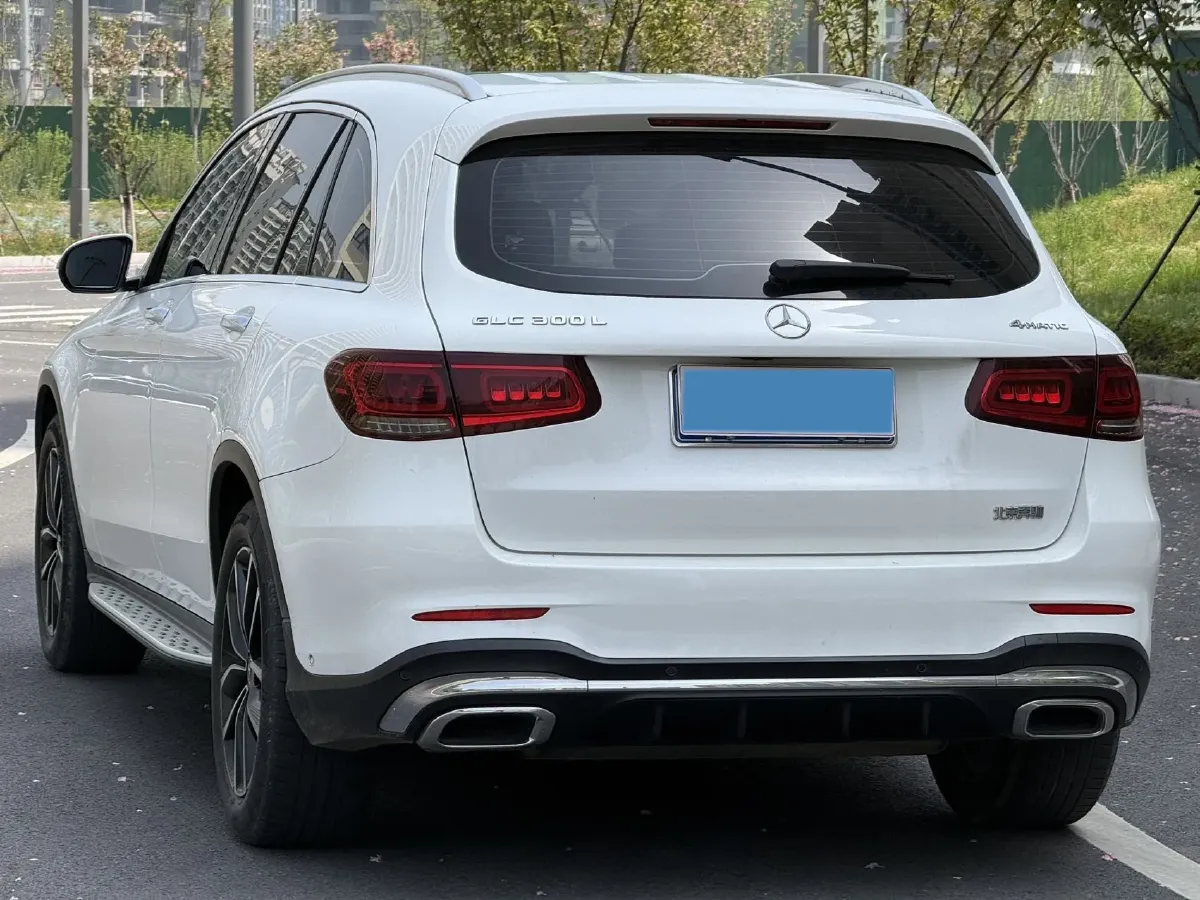 2021 Mercedes-Benz GLC Class 2.0T 258HP L4 9AT,autocango,china used car exporter,china ev exporter,chinese used car exporter,chinese used ev exporter