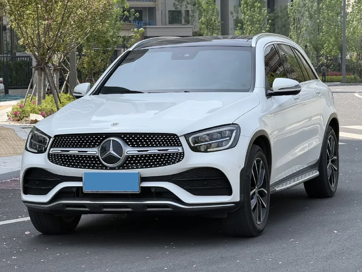 2021 Mercedes-Benz GLC Class 2.0T 258HP L4 9AT,autocango,china used car exporter,china ev exporter,chinese used car exporter,chinese used ev exporter