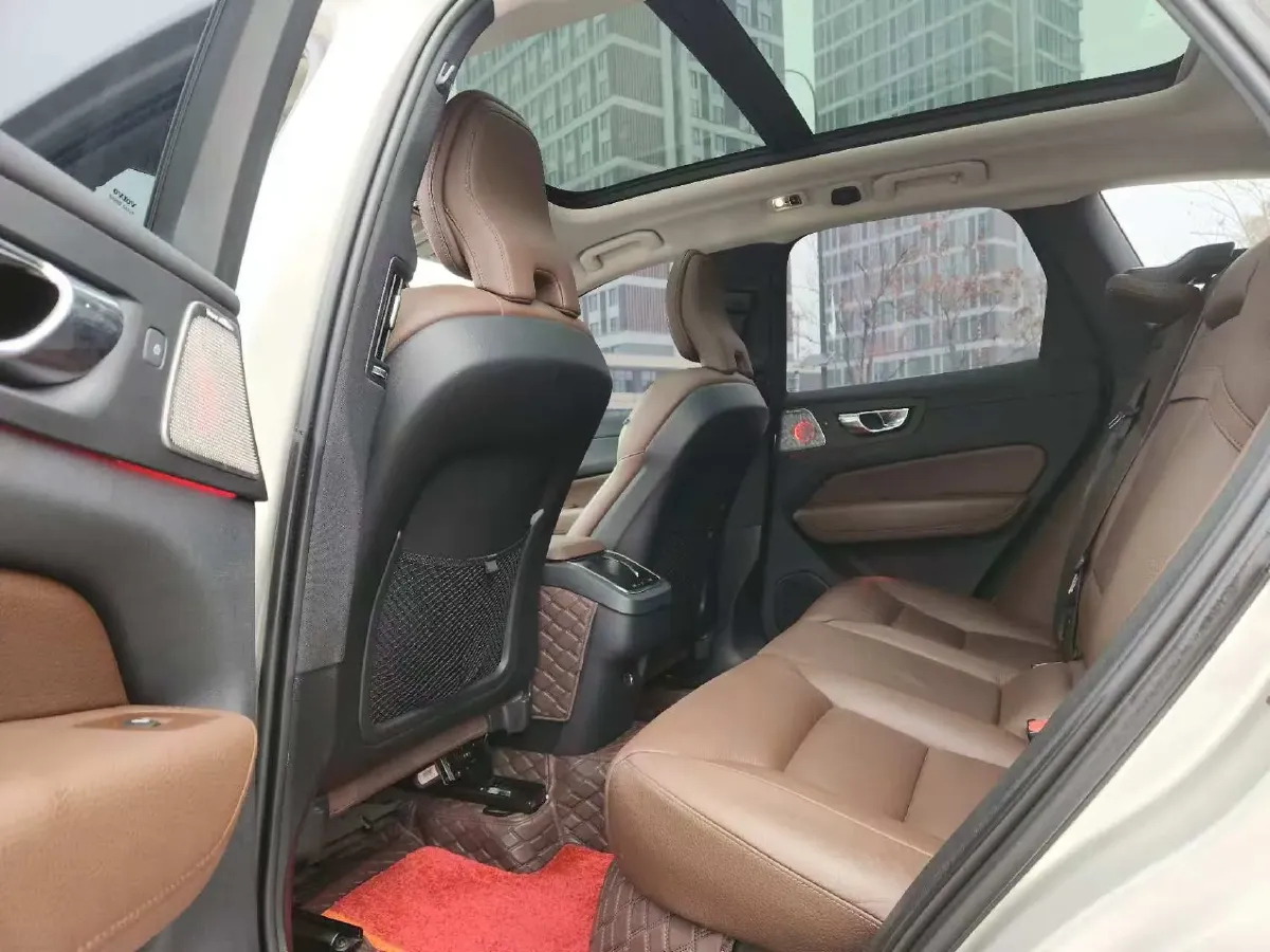 2019 Jeep Wrangler 2.0T 266HP L4 8AT,autocango,china used car exporter,china ev exporter,chinese used car exporter,chinese used ev exporter