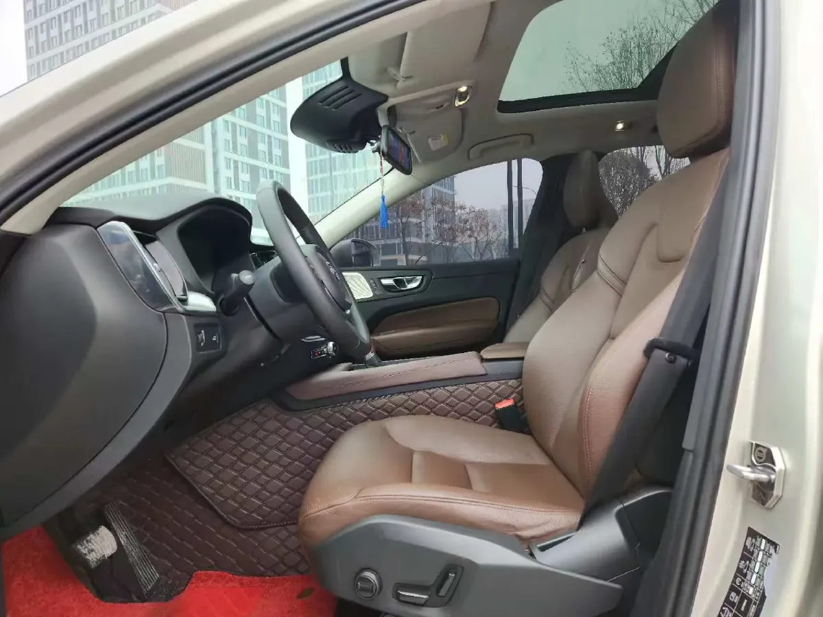 2019 Jeep Wrangler 2.0T 266HP L4 8AT,autocango,china used car exporter,china ev exporter,chinese used car exporter,chinese used ev exporter