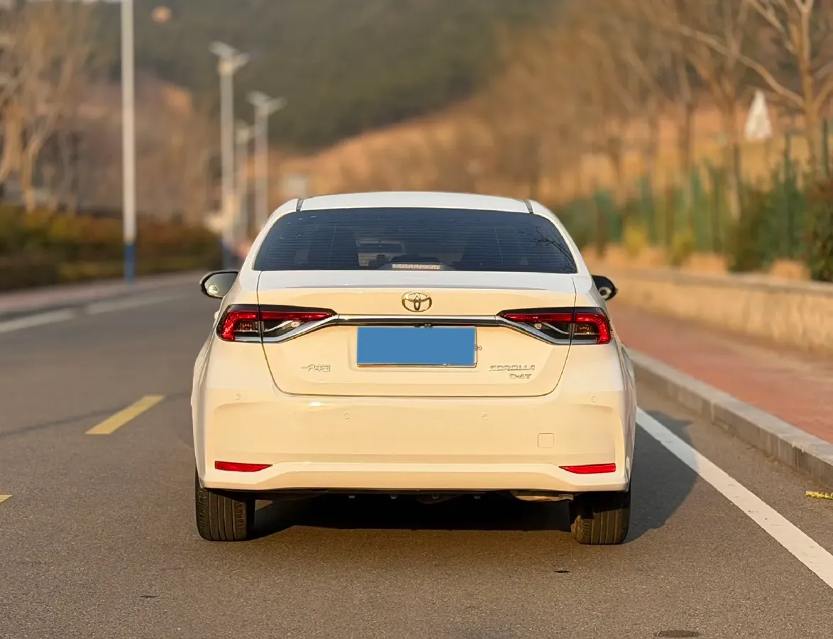 2021 Toyota Corolla 1.2T 116HP L4 CVT,autocango,china used car exporter,china ev exporter,chinese used car exporter,chinese used ev exporter