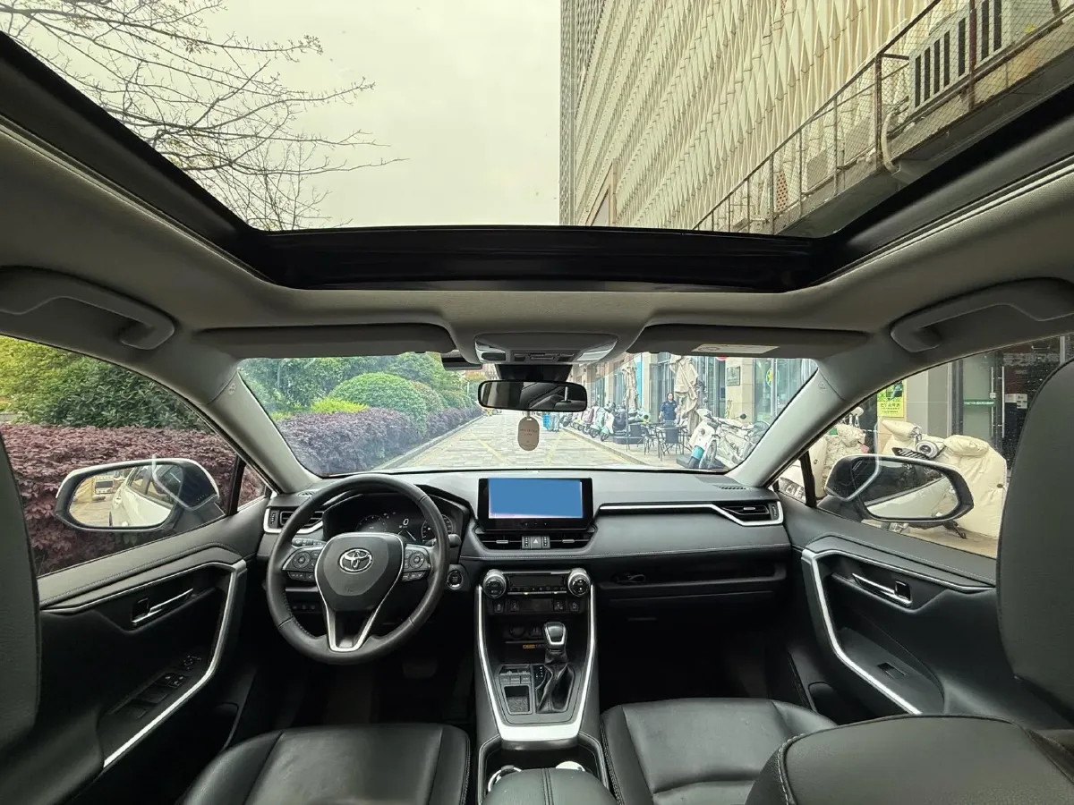2023 Toyota RAV4 2.0L 171HP L4 CVT,autocango,china used car exporter,china ev exporter,chinese used car exporter,chinese used ev exporter