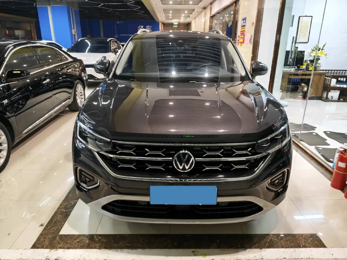 2024 Volkswagen Tayron 2.0T 186HP L4 7DCT,autocango,china used car exporter,china ev exporter,chinese used car exporter,chinese used ev exporter