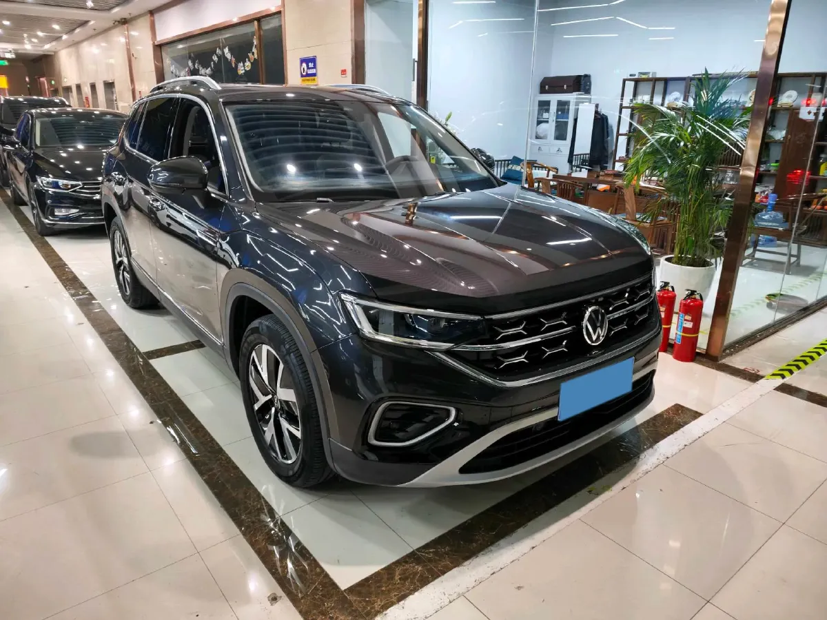 2024 Volkswagen Tayron 2.0T 186HP L4 7DCT,autocango,china used car exporter,china ev exporter,chinese used car exporter,chinese used ev exporter
