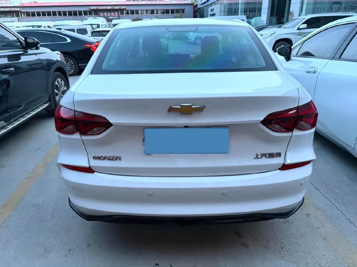 2023 Chevrolet Monza 1.5L 113HP L4 6DCT,autocango,china used car exporter,china ev exporter,chinese used car exporter,chinese used ev exporter