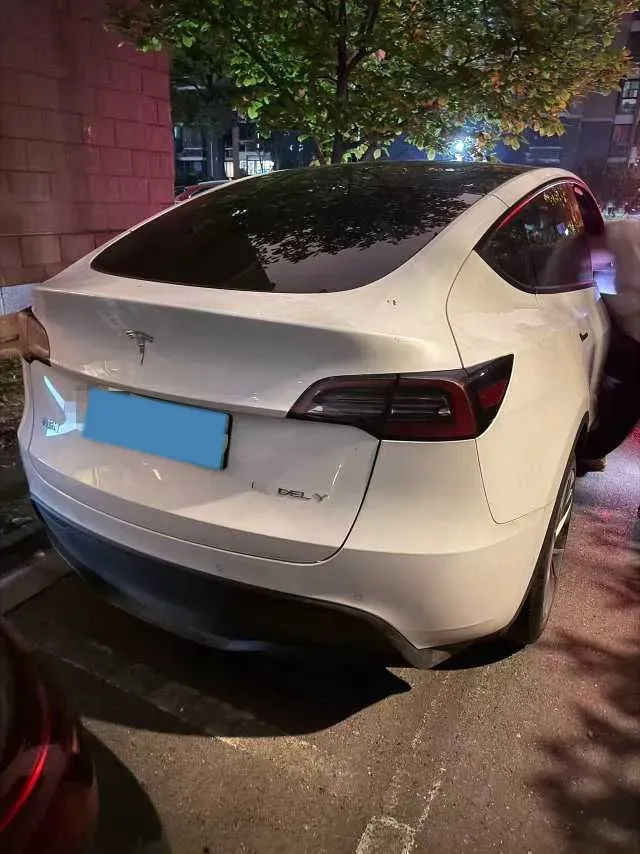 2022 Tesla Model Y BEV 60KWH,autocango,china used car exporter,china ev exporter,chinese used car exporter,chinese used ev exporter