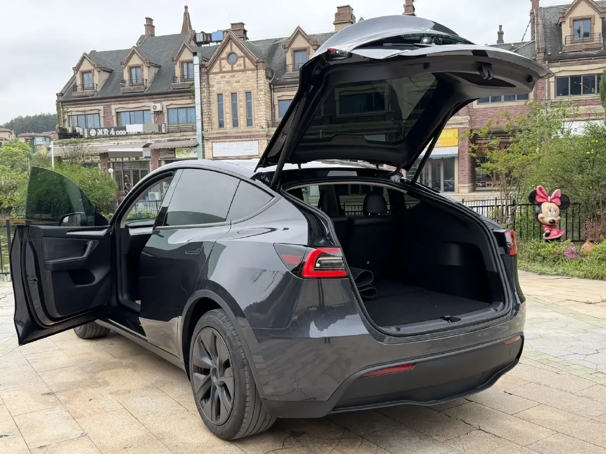 2024 Iveco OuSheng BEV 77.28KWH,autocango,china used car exporter,china ev exporter,chinese used car exporter,chinese used ev exporter