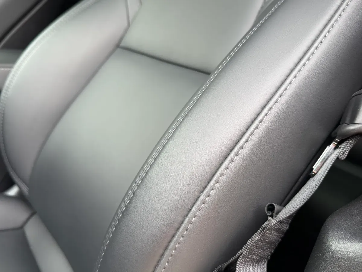 2024 Iveco OuSheng BEV 77.28KWH,autocango,china used car exporter,china ev exporter,chinese used car exporter,chinese used ev exporter