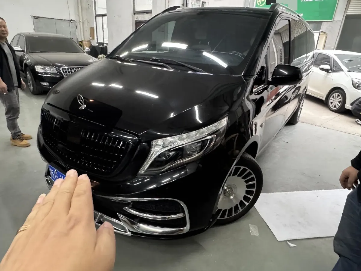 2023 Mercedes-Benz Vito 2.0T 211HP L4 9AT,autocango,china used car exporter,china ev exporter,chinese used car exporter,chinese used ev exporter