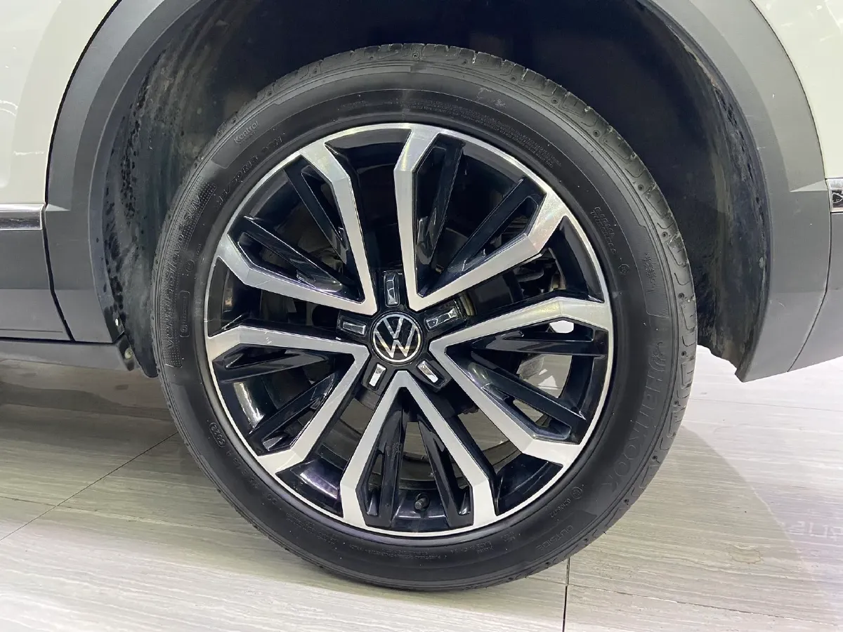 2022 Volkswagen T-Roc 1.4T 150HP L4 7DCT,autocango,china used car exporter,china ev exporter,chinese used car exporter,chinese used ev exporter