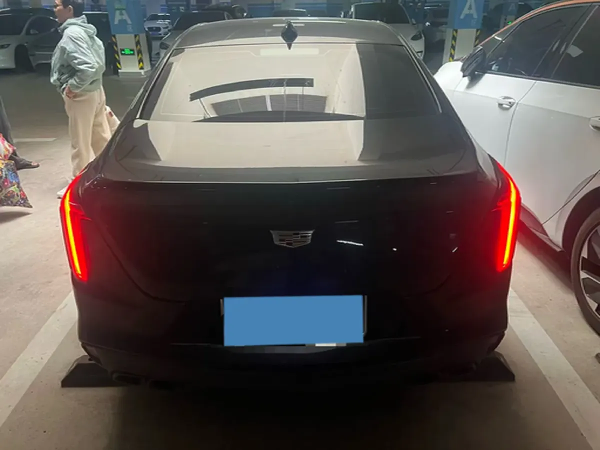 2021 Cadillac CT4 2.0T 237HP L4 8AT,autocango,china used car exporter,china ev exporter,chinese used car exporter,chinese used ev exporter