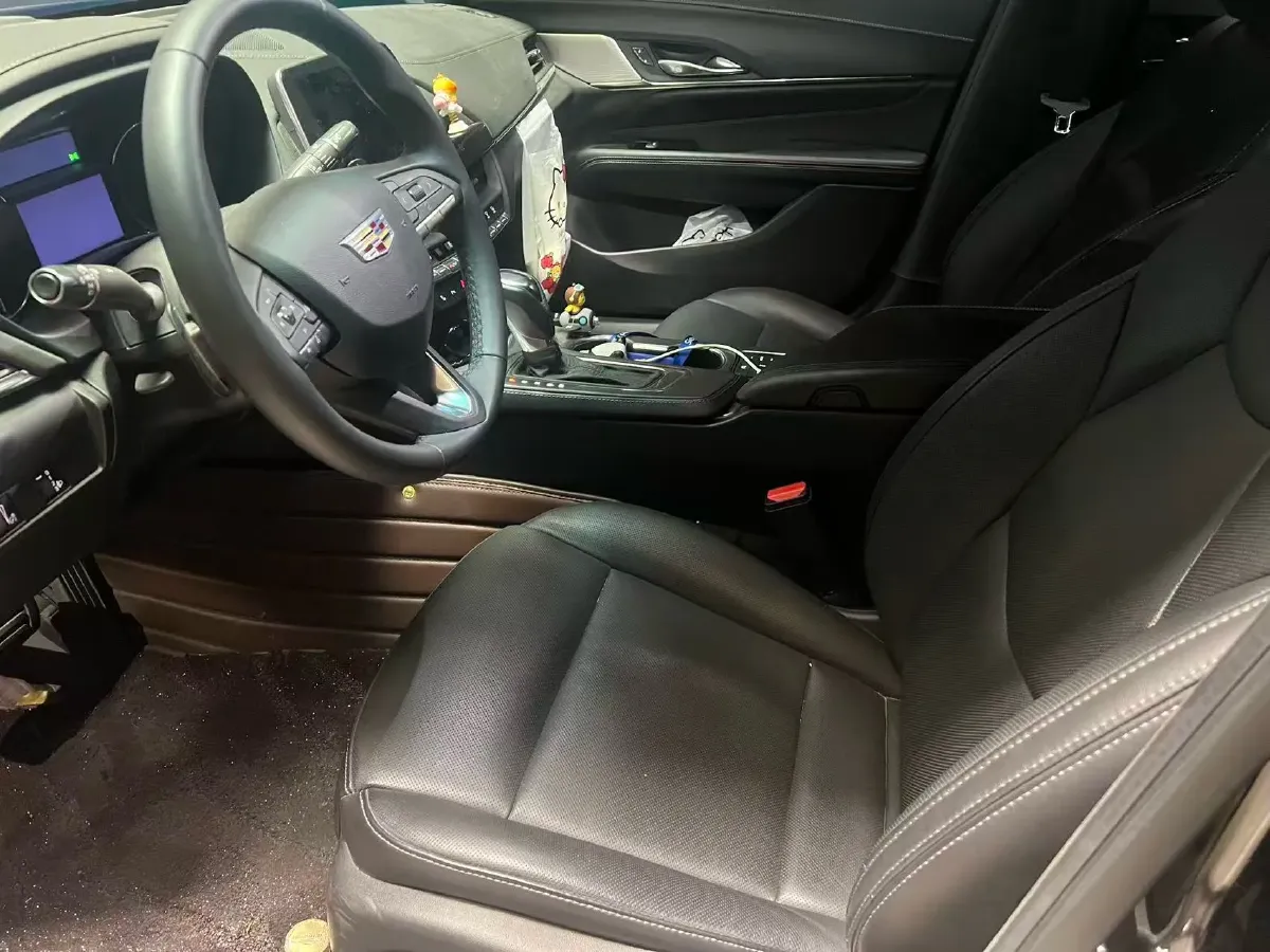 2021 Cadillac CT4 2.0T 237HP L4 8AT,autocango,china used car exporter,china ev exporter,chinese used car exporter,chinese used ev exporter