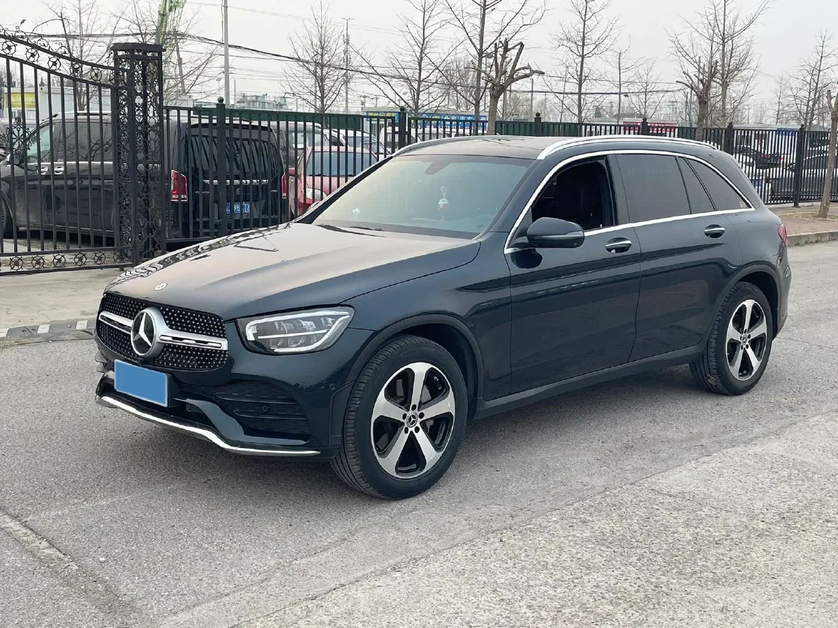 2022 Mercedes-Benz GLC Class 2.0T 197HP L4 9AT,autocango,china used car exporter,china ev exporter,chinese used car exporter,chinese used ev exporter