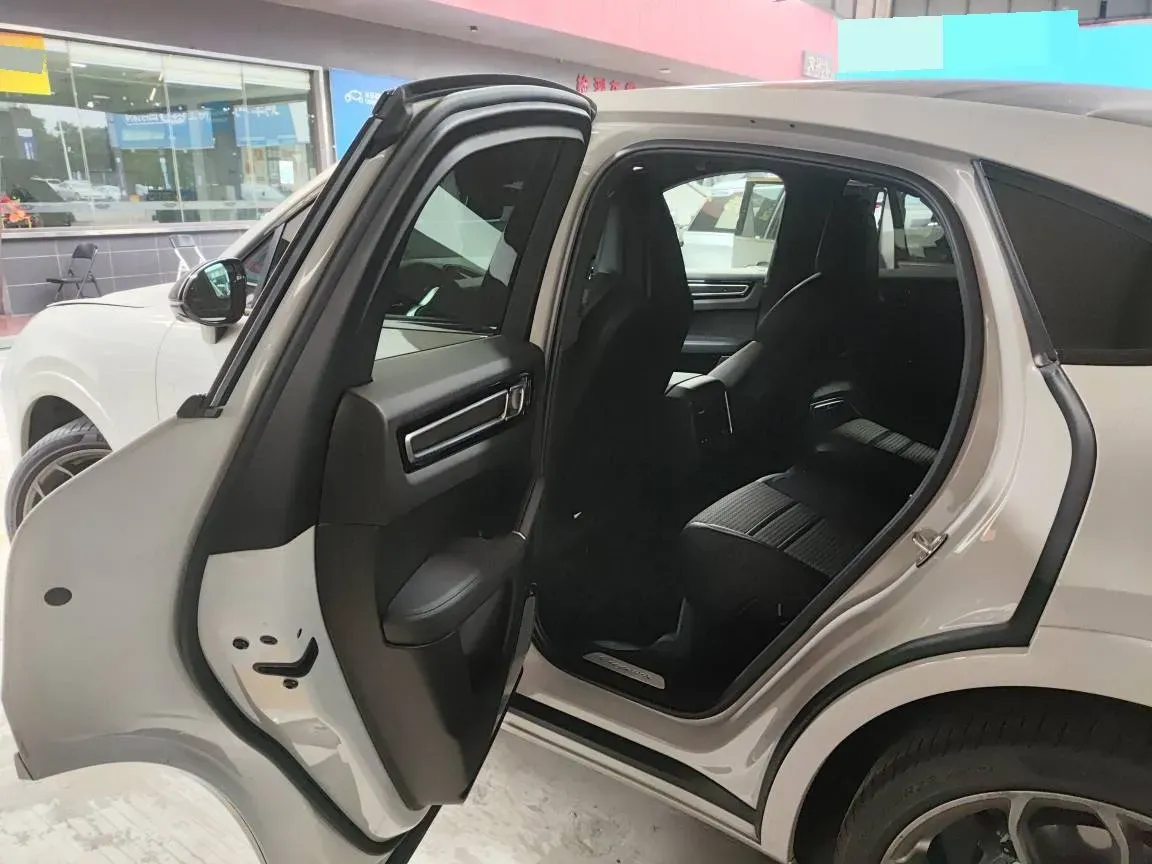 2022 Porsche Cayenne 2.9T 440HP V6 8AT,autocango,china used car exporter,china ev exporter,chinese used car exporter,chinese used ev exporter