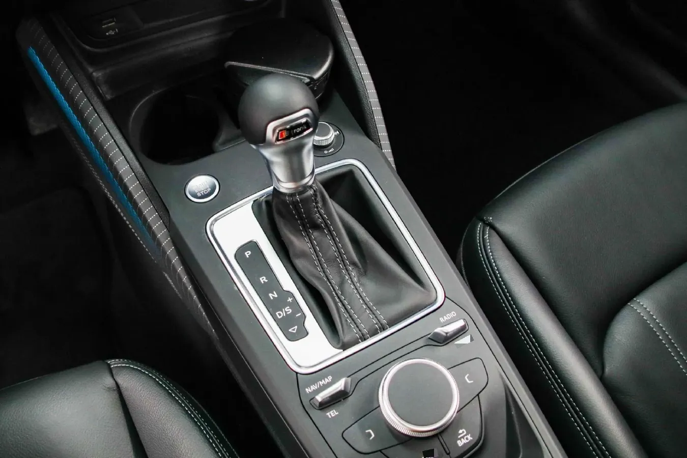 2022 Audi Q2L 1.4T 150HP L4 7DCT,autocango,china used car exporter,china ev exporter,chinese used car exporter,chinese used ev exporter