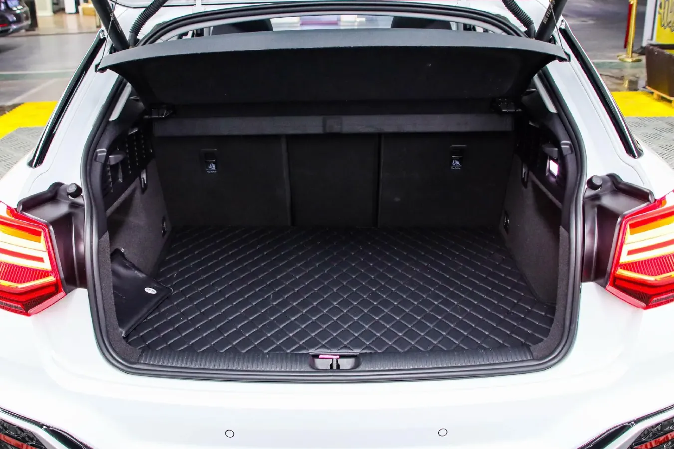 2022 Audi Q2L 1.4T 150HP L4 7DCT,autocango,china used car exporter,china ev exporter,chinese used car exporter,chinese used ev exporter