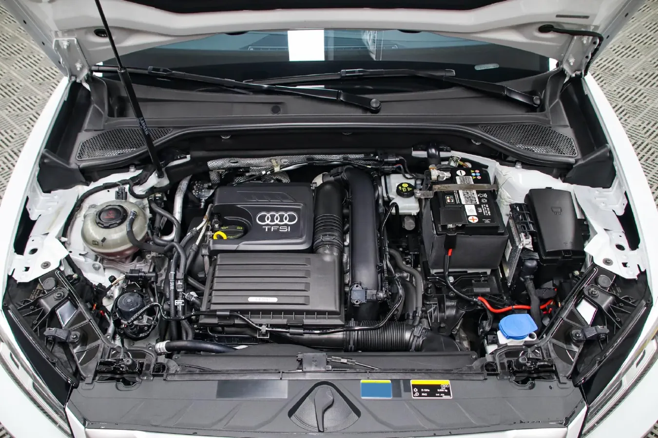 2022 Audi Q2L 1.4T 150HP L4 7DCT,autocango,china used car exporter,china ev exporter,chinese used car exporter,chinese used ev exporter