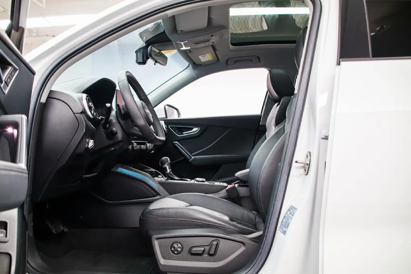 2022 Audi Q2L 1.4T 150HP L4 7DCT,autocango,china used car exporter,china ev exporter,chinese used car exporter,chinese used ev exporter