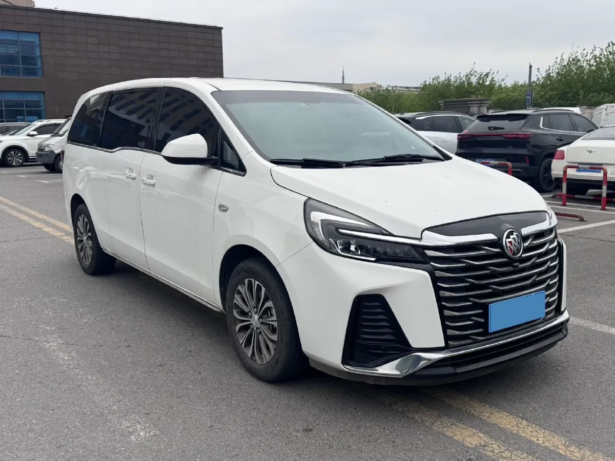 2022 Buick GL8 2.0T 237HP L4 9AT,autocango,china used car exporter,china ev exporter,chinese used car exporter,chinese used ev exporter