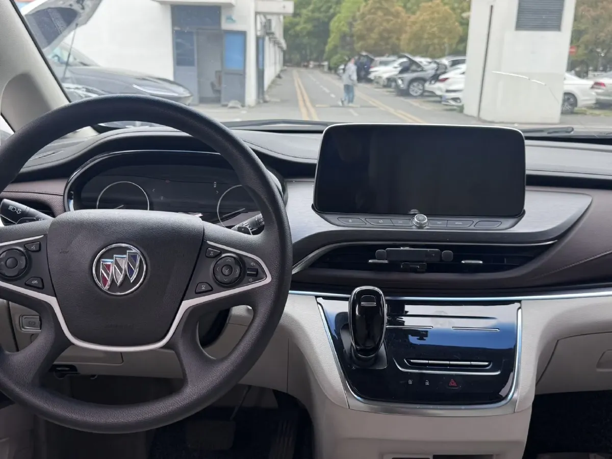 2022 Buick GL8 2.0T 237HP L4 9AT,autocango,china used car exporter,china ev exporter,chinese used car exporter,chinese used ev exporter