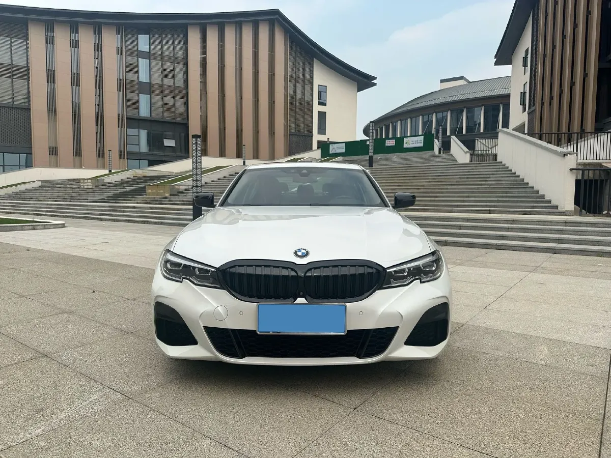 2021 BMW 3 Series 2.0T 184HP L4 8AT,autocango,china used car exporter,china ev exporter,chinese used car exporter,chinese used ev exporter