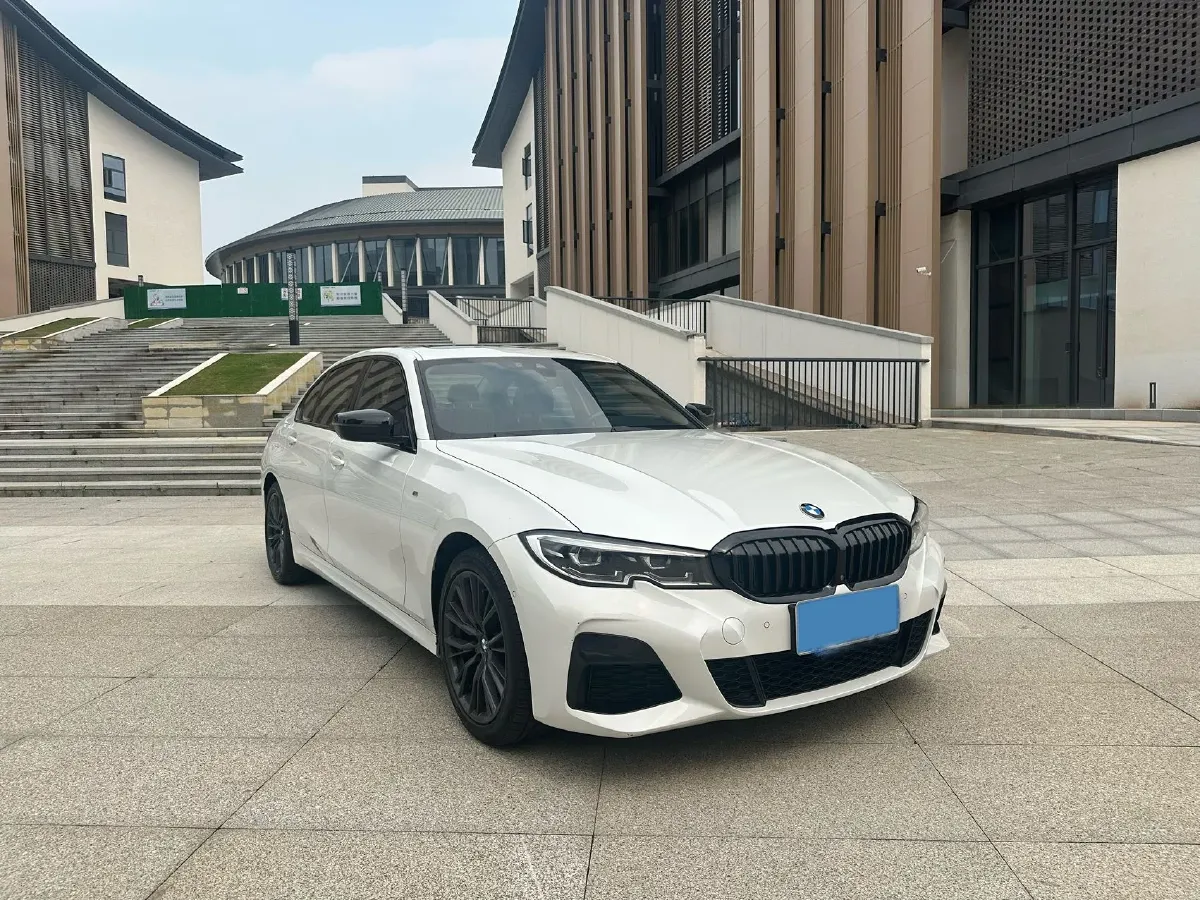 2021 BMW 3 Series 2.0T 184HP L4 8AT,autocango,china used car exporter,china ev exporter,chinese used car exporter,chinese used ev exporter