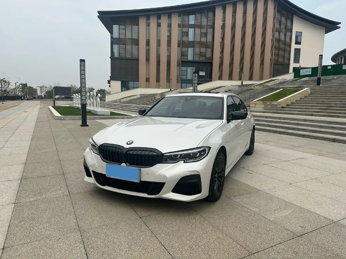 2021 BMW 3 Series 2.0T 184HP L4 8AT,autocango,china used car exporter,china ev exporter,chinese used car exporter,chinese used ev exporter