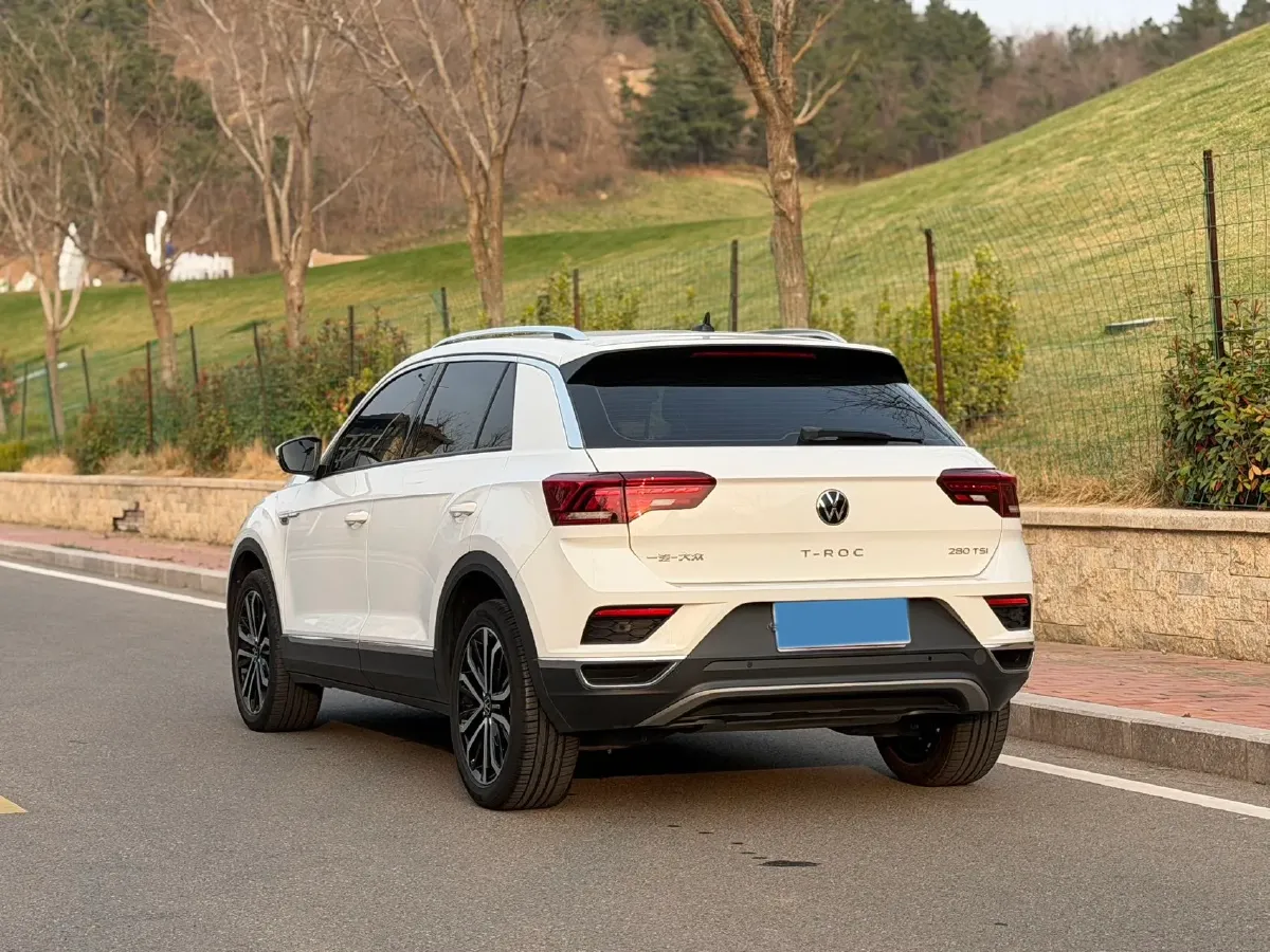 2022 Volkswagen T-Roc 1.4T 150HP L4 7DCT,autocango,china used car exporter,china ev exporter,chinese used car exporter,chinese used ev exporter