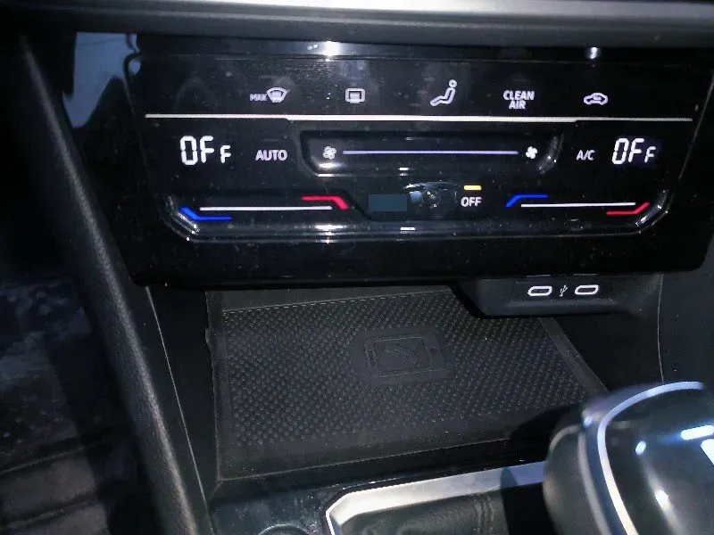 2023 Volkswagen Sagitar 1.4T 150HP L4 7DCT,autocango,china used car exporter,china ev exporter,chinese used car exporter,chinese used ev exporter