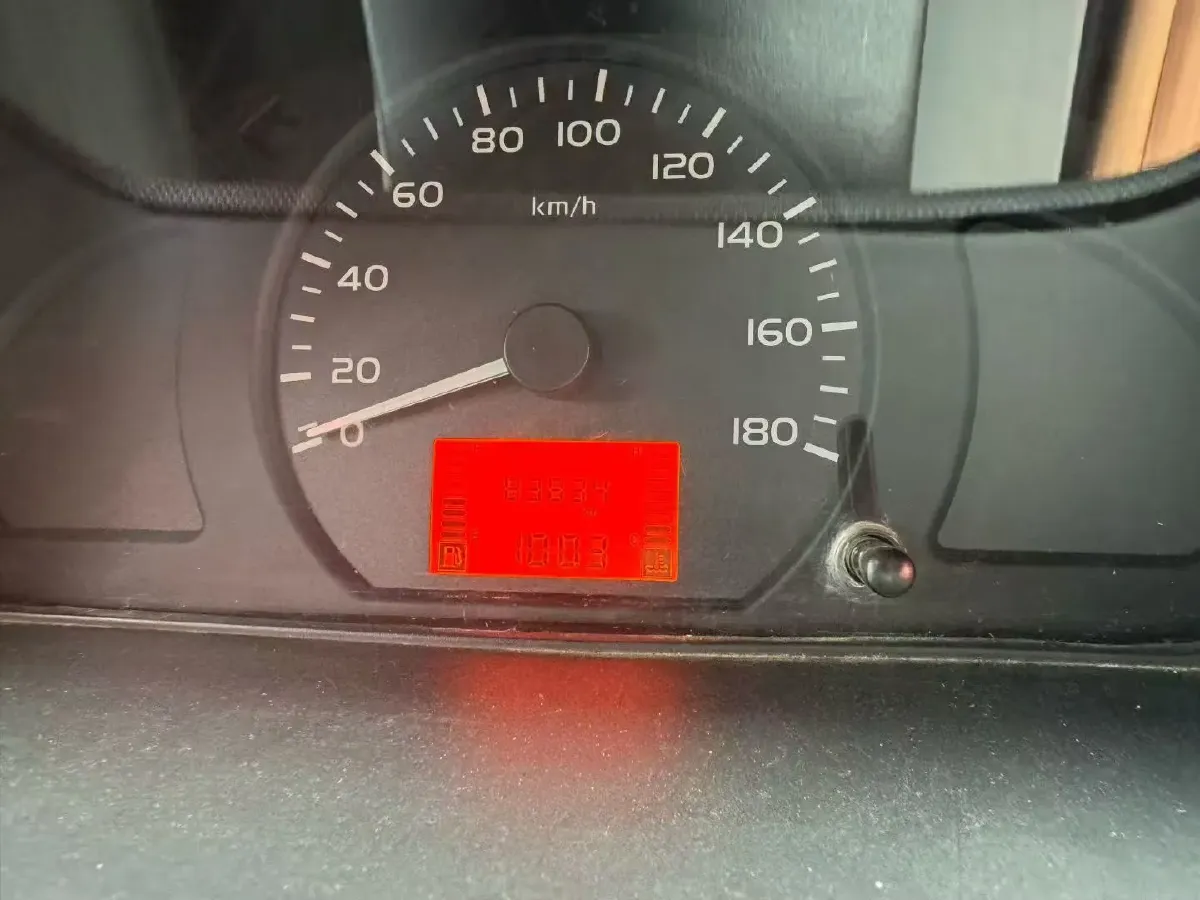 2016 WuLing ZhiGuang Mini Truck 1.2L 82HP L4 5MT,autocango,china used car exporter,china ev exporter,chinese used car exporter,chinese used ev exporter