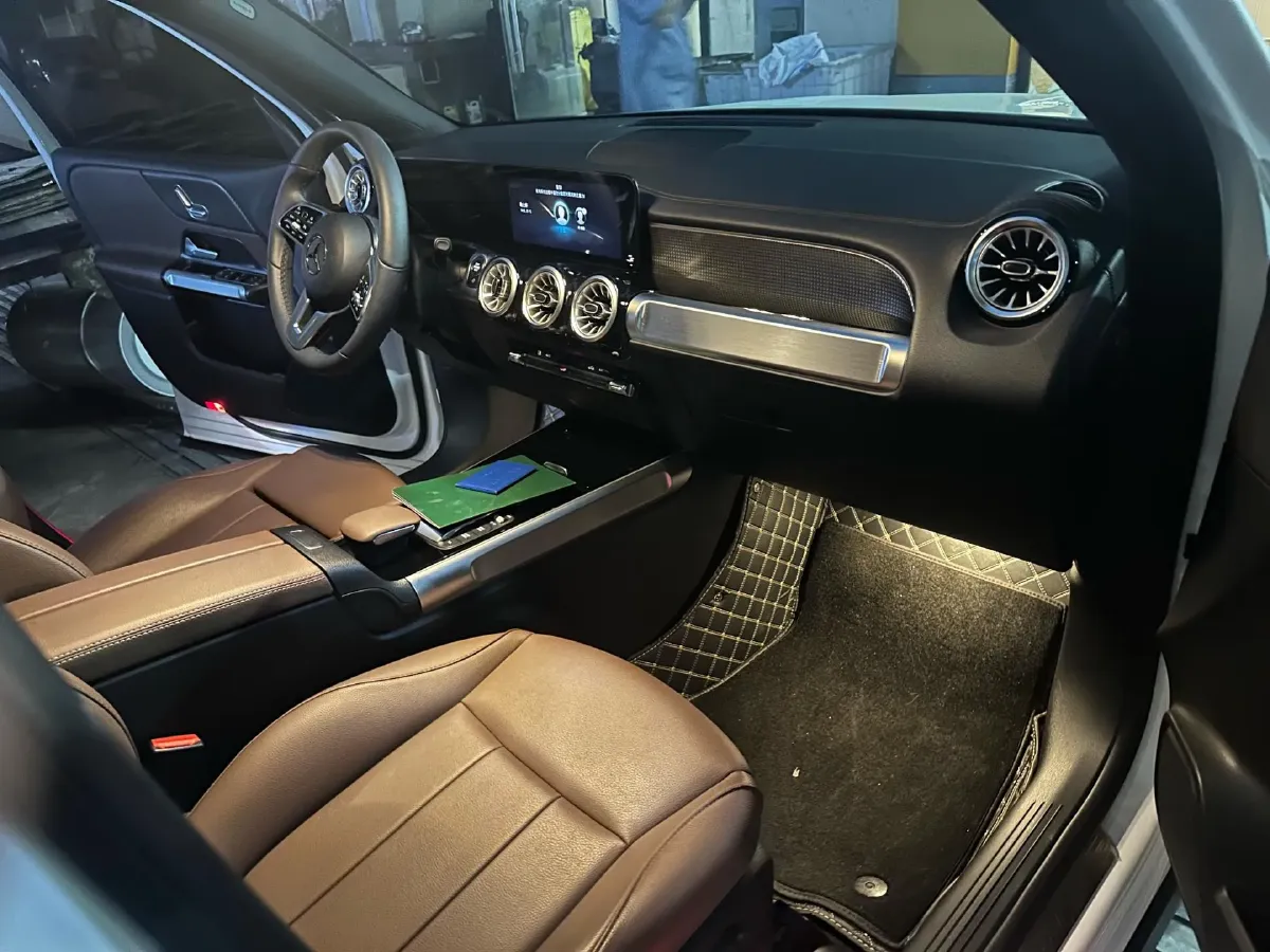 2022 Mercedes-Benz GLB Class 2.0T 190HP L4 8DCT,autocango,china used car exporter,china ev exporter,chinese used car exporter,chinese used ev exporter