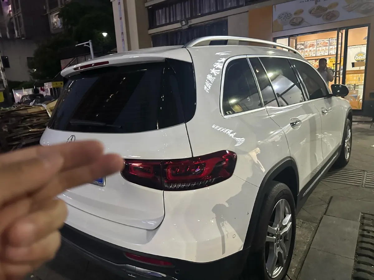2022 Mercedes-Benz GLB Class 2.0T 190HP L4 8DCT,autocango,china used car exporter,china ev exporter,chinese used car exporter,chinese used ev exporter