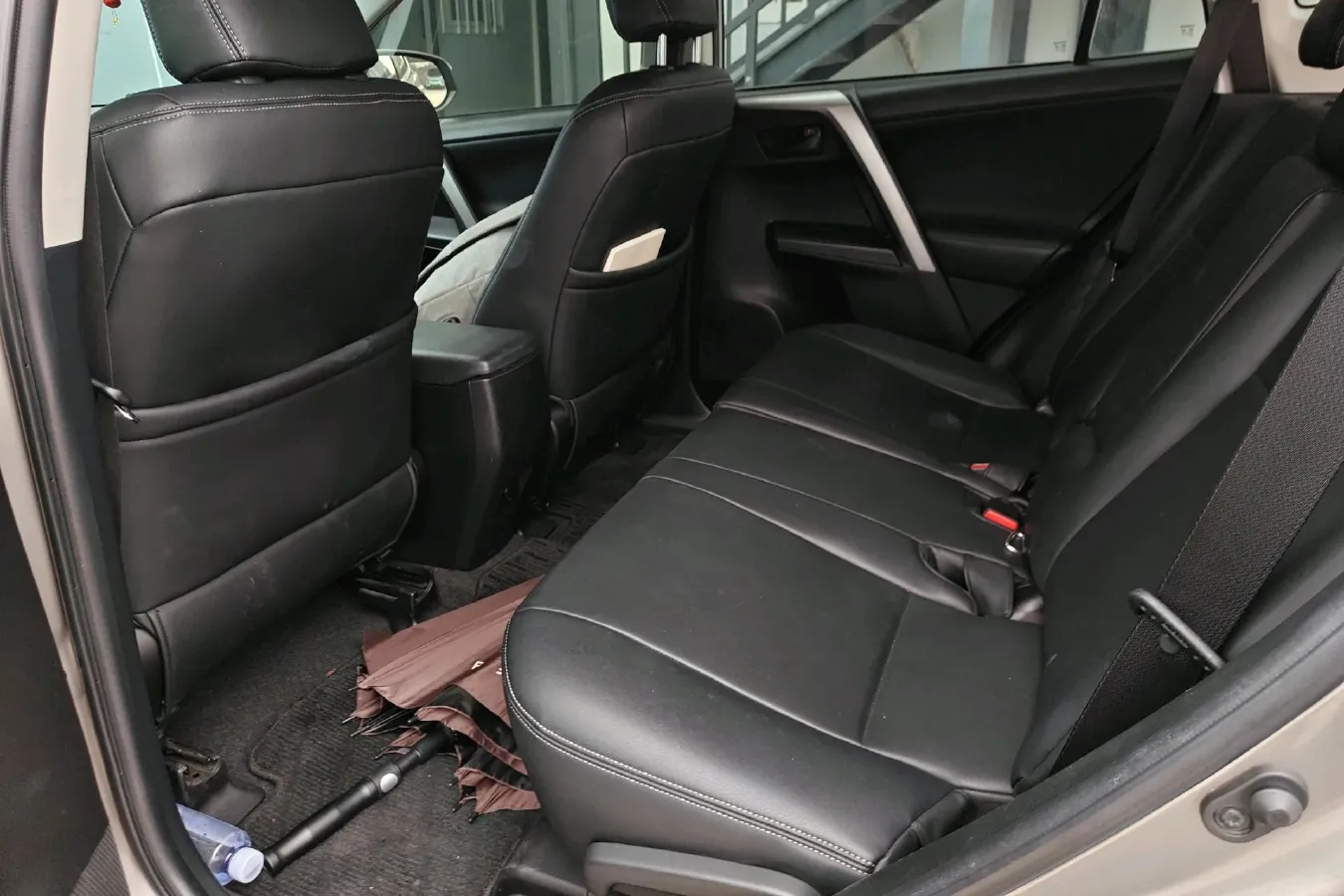 2016 Mitsubishi Outlander 2.0L 150HP L4 CVT,autocango,china used car exporter,china ev exporter,chinese used car exporter,chinese used ev exporter