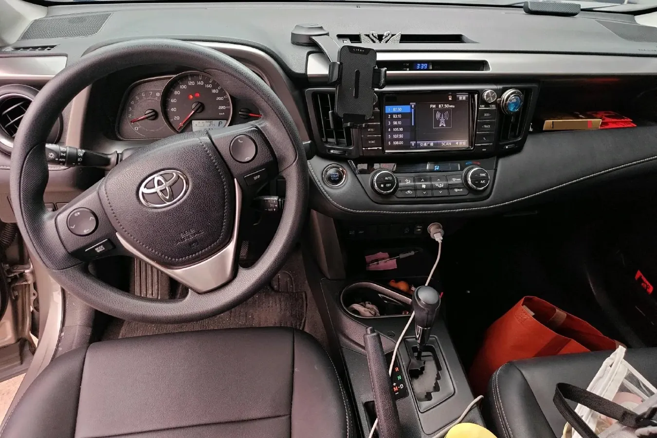 2016 Mitsubishi Outlander 2.0L 150HP L4 CVT,autocango,china used car exporter,china ev exporter,chinese used car exporter,chinese used ev exporter