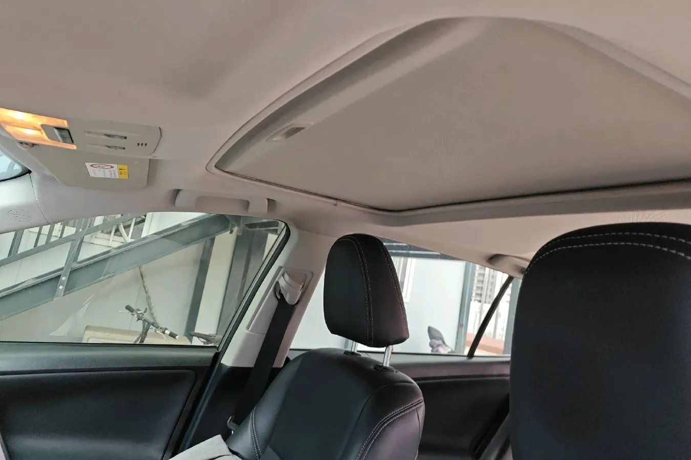 2016 Mitsubishi Outlander 2.0L 150HP L4 CVT,autocango,china used car exporter,china ev exporter,chinese used car exporter,chinese used ev exporter