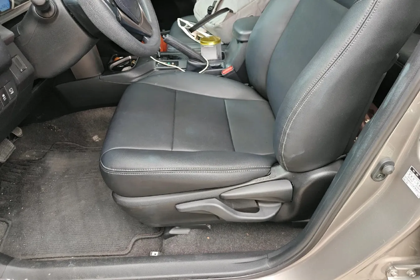 2016 Mitsubishi Outlander 2.0L 150HP L4 CVT,autocango,china used car exporter,china ev exporter,chinese used car exporter,chinese used ev exporter